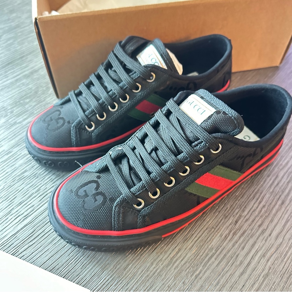 Gucci off the grid sneakers